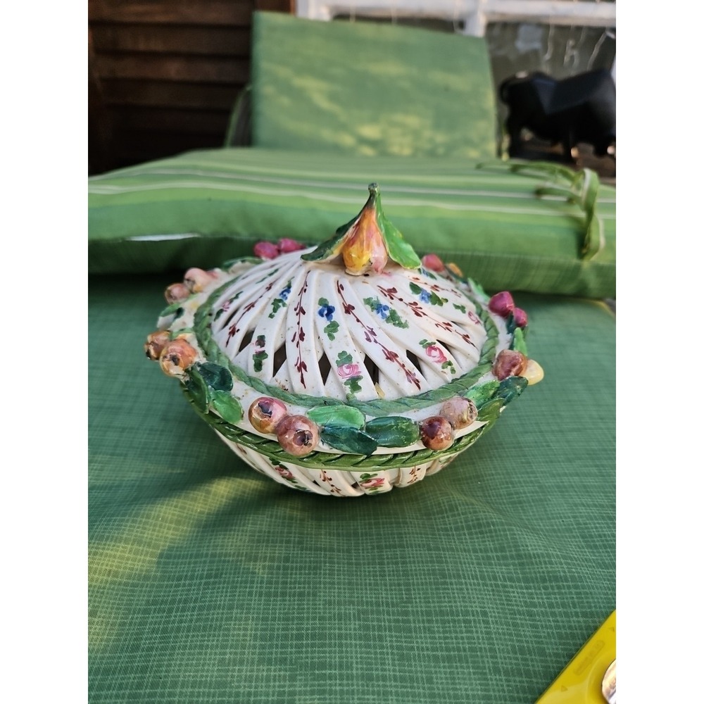 Vintage Capodimonte Lidded Candy Dish‎ Signed Filigree Pomegranate Pear Edge 7"